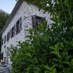 Archontiko Michael Pelion فيزيتسا